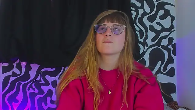 Snapshot of tekila__ chatting on 09.15.25 tekila online show from 09.15.25