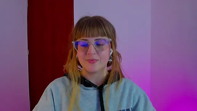 Snapshot of tekila__ chatting on 12.03.25 tekila online show from 12.03.25