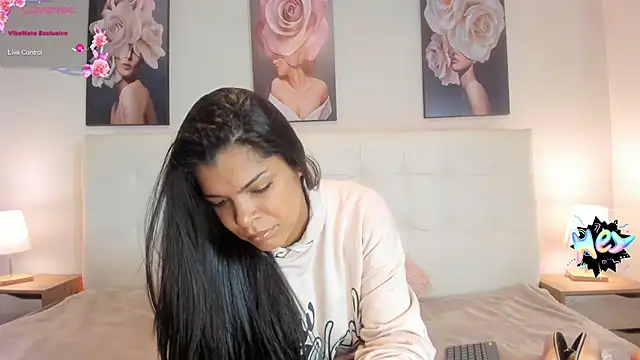 Sweetdreamses  online show from 01.19.25