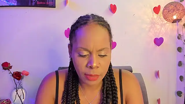 Snapshot of Camille_rose_ chatting on 03.03.25 Camille rose online show from 03.03.25