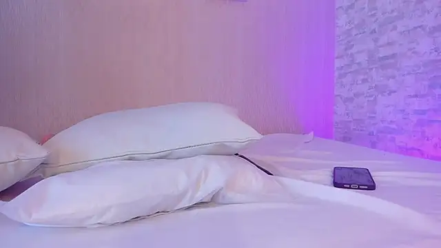 ellamontoya online show from 02.14.25