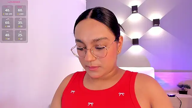 ellamontoya online show from 03.04.25