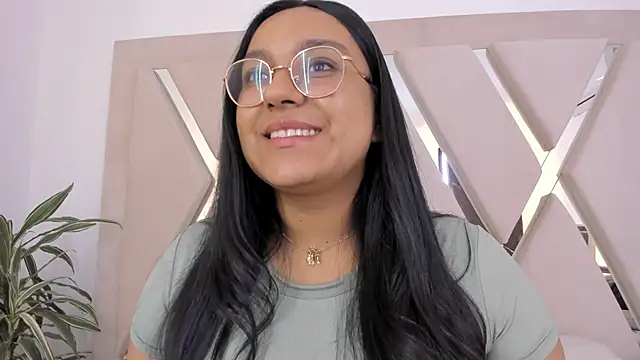 ellamontoya online show from 02.11.26