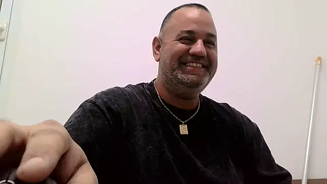 Snapshot of your_man85 chatting on 01.27.25 your man85 online show from 01.27.25