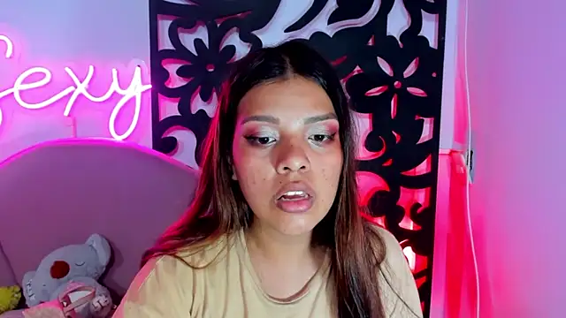 Snapshot of your_little_naughty1 chatting on 12.28.24 your little naughty1 online show from 12.28.24