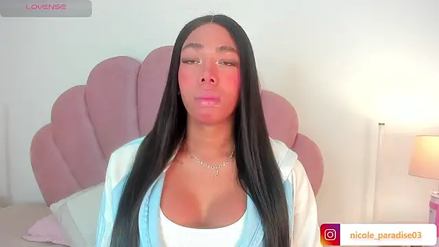 Nicole Paradise online show from 07.16.26