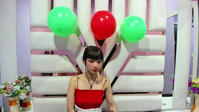 Snapshot of Aurora_18 chatting on 12.31.24 Aurora 18 online show from 12.31.24