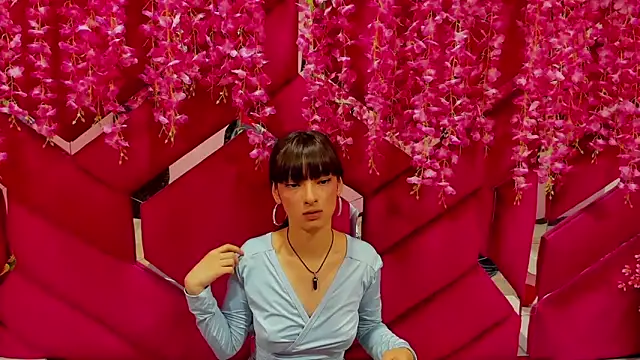 Snapshot of Aurora_18 chatting on 02.07.25 Aurora 18 online show from 02.07.25