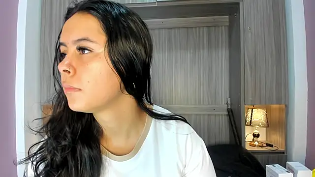 Snapshot of valerymeyerr chatting on 07.30.26 valerymeyerr online show from 07.30.26