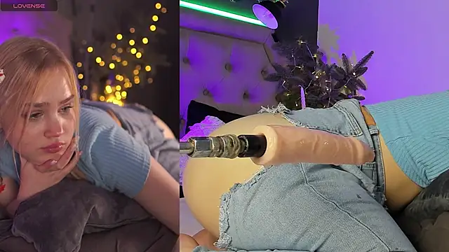 Snapshot of Sexydoll112 chatting on 12.29.24 Sexydoll112 online show from 12.29.24