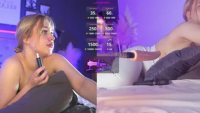 Snapshot of Sexydoll112 chatting on 01.19.25 Sexydoll112 online show from 01.19.25