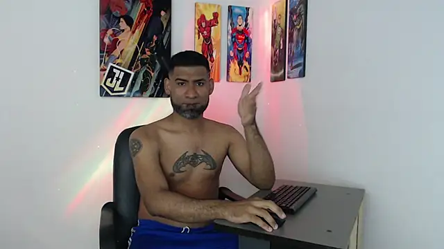 Enriblack92 online show from 12.31.24