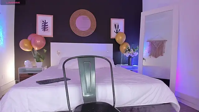 VioletPaket online show from 06.01.26