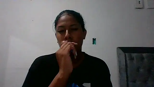 Kitra New online show from 03.02.26