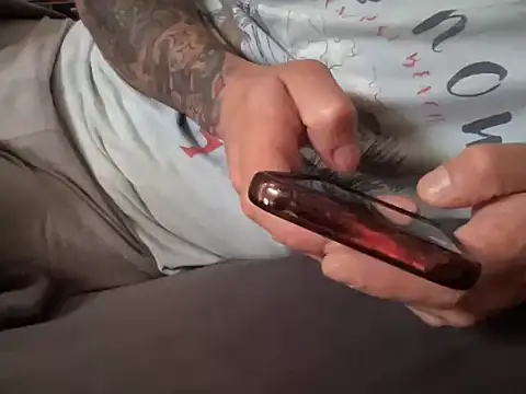 Snapshot of kameray12 chatting on 02.22.25 kameray12 online show from 02.22.25