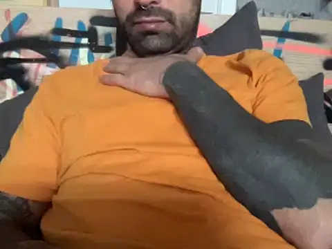 Snapshot of kameray12 chatting on 03.04.25 kameray12 online show from 03.04.25