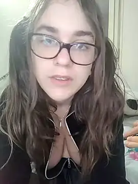 Miachan LaGattinaVogliosa online show from 11.14.25