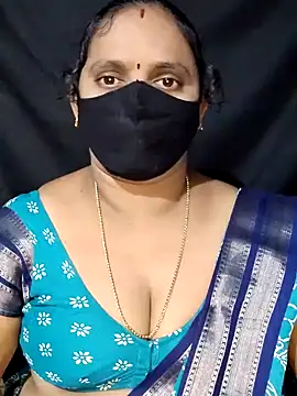 Snapshot of vintage-vibs chatting on 01.31.25 vintage-vibs online show from 01.31.25