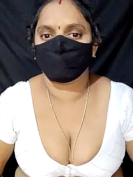 Snapshot of vintage-vibs chatting on 02.03.25 vintage-vibs online show from 02.03.25