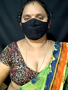 Snapshot of vintage-vibs chatting on 02.26.25 vintage-vibs online show from 02.26.25