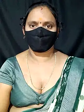 Snapshot of vintage-vibs chatting on 03.15.25 vintage-vibs online show from 03.15.25