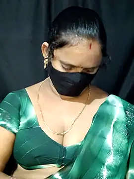 Snapshot of vintage-vibs chatting on 03.22.25 vintage-vibs online show from 03.22.25