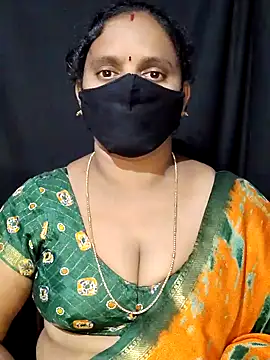 Snapshot of vintage-vibs chatting on 09.14.25 vintage-vibs online show from 09.14.25