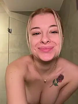 Mia-Minou online show from 01.16.25