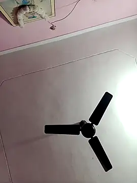 SHUBHI880 online show from 11.15.25