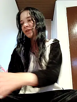Isabella 21x online show from 04.27.26