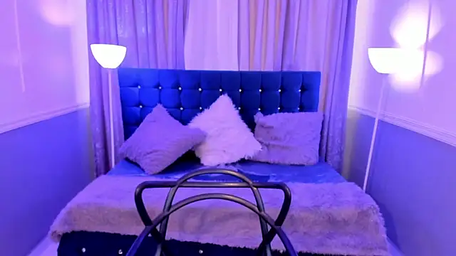 Snapshot of hallsredd chatting on 12.05.24 hallsredd online show from 12.05.24