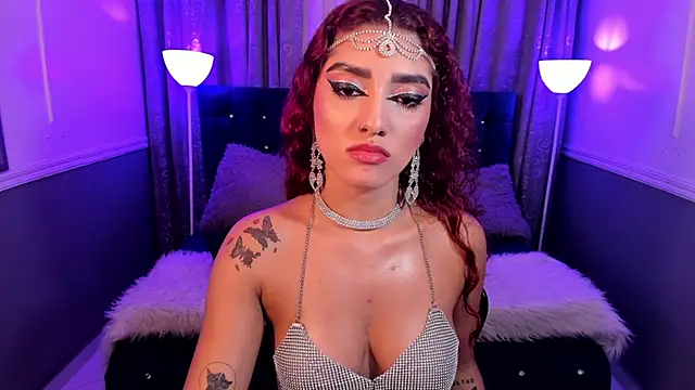 Snapshot of hallsredd chatting on 01.08.25 hallsredd online show from 01.08.25