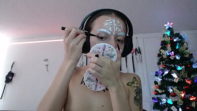 Eloise-brown online show from 12.08.24