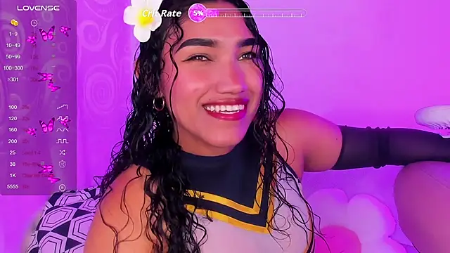 Snapshot of Olivia_fx chatting on 09.23.25 Olivia fx online show from 09.23.25