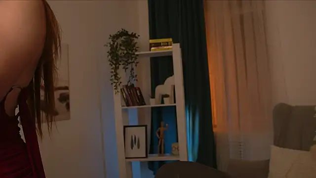 Freckle Diyana online show from 09.20.25