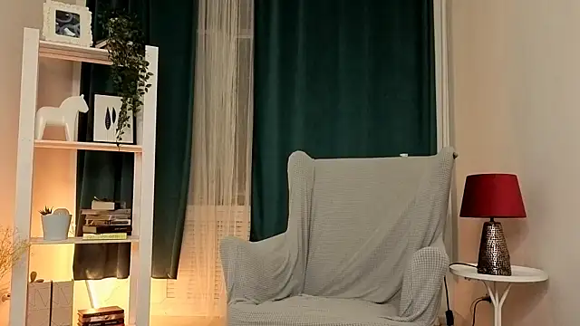 Freckle Diyana online show from 06.10.26