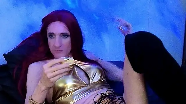 Snapshot of LuvNuk chatting on 01.10.25 LuvNuk online show from 01.10.25