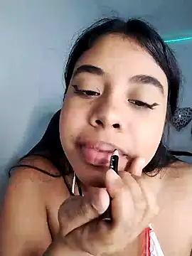 Snapshot of Fanny_Klean chatting on 02.26.25 Fanny Klean online show from 02.26.25