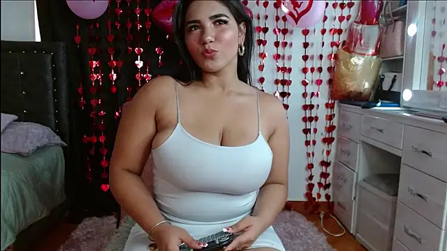 AnnaRosse1 online show from 02.10.25