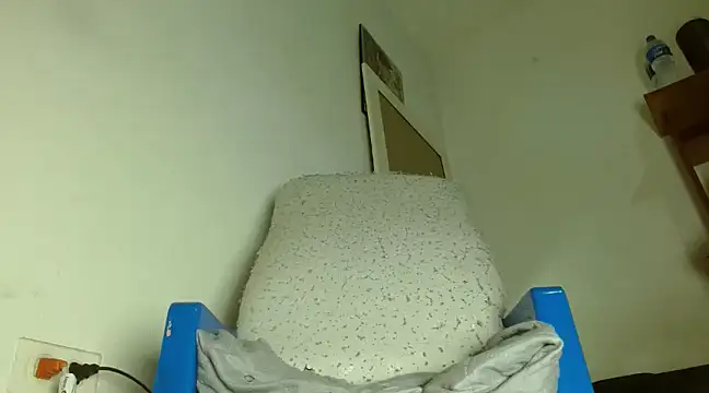 Snapshot of badanyboy chatting on 02.14.25 badanyboy online show from 02.14.25