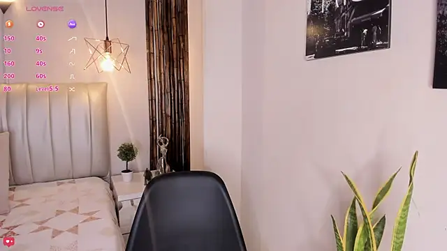 Zuzu sweet online show from 05.06.26