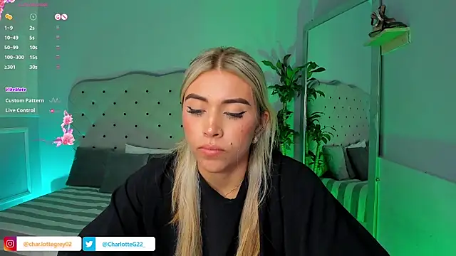 Snapshot of charlotte__grey chatting on 02.01.25 charlotte grey online show from 02.01.25