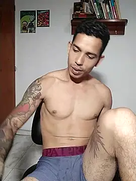 Snapshot of chero_95 chatting on 10.25.25 chero 95 online show from 10.25.25