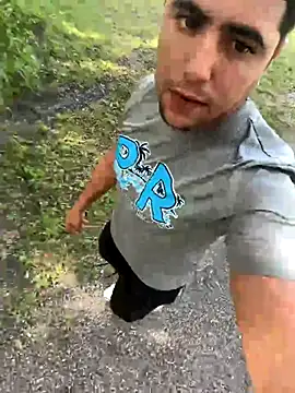 elwhite1996 online show from 10.28.25