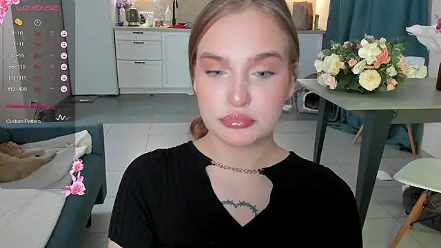 CarolineLovers online show from 12.03.24