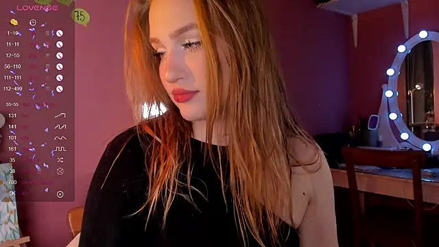 CarolineLovers online show from 09.22.25