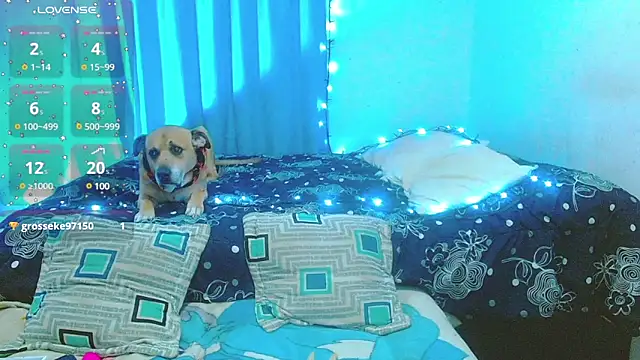 Snapshot of cristina_connor chatting on 02.12.25 cristina connor online show from 02.12.25