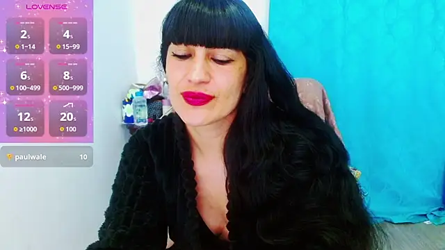 Snapshot of cristina_connor chatting on 09.29.25 cristina connor online show from 09.29.25