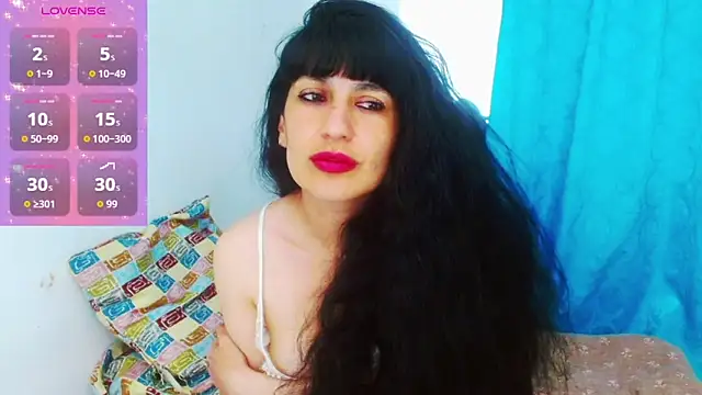 Snapshot of cristina_connor chatting on 10.06.25 cristina connor online show from 10.06.25