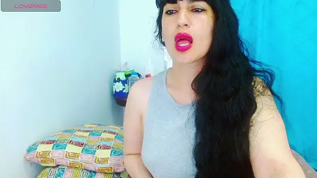 Snapshot of cristina_connor chatting on 10.14.25 cristina connor online show from 10.14.25